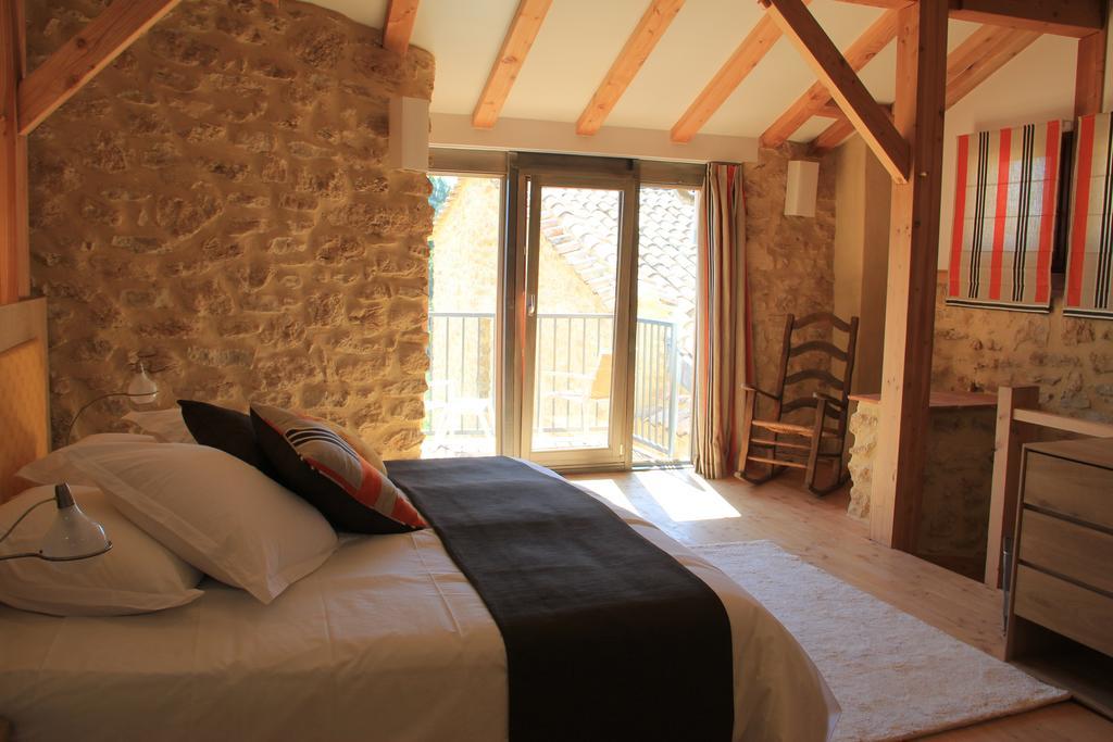 ホテルHollyoaks Estate Saint-Pons-la-Calm 部屋 写真