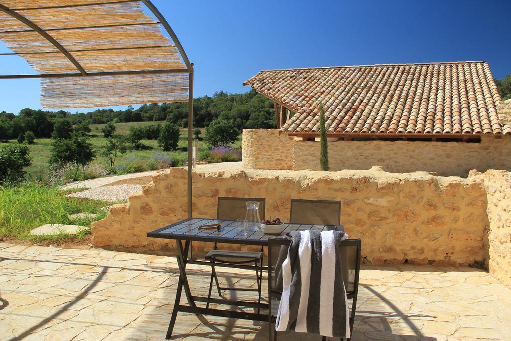 ホテルHollyoaks Estate Saint-Pons-la-Calm 部屋 写真