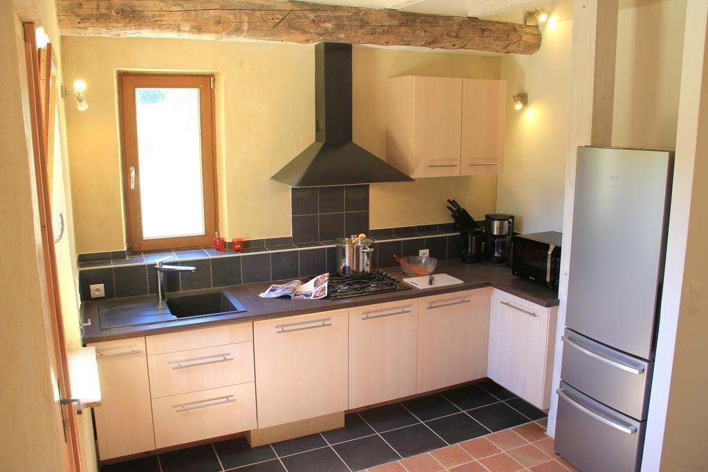 ホテルHollyoaks Estate Saint-Pons-la-Calm 部屋 写真