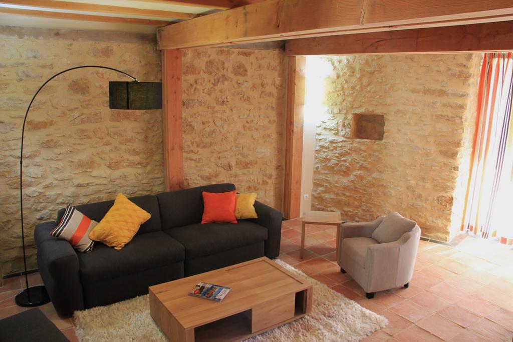 ホテルHollyoaks Estate Saint-Pons-la-Calm 部屋 写真